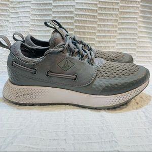 SPERRY | Grey Lace Up Tennis Shoes . Women's 6